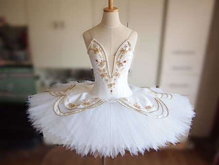 バレエ衣装 オーロラ Atelier Piazza アトリエ ピアッツァ のショップブログ